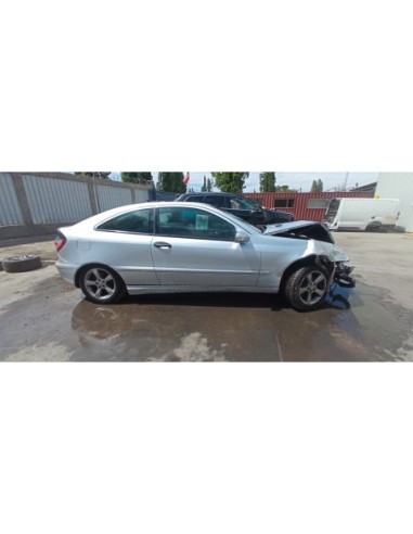DESARME MERCEDES BENZ C200 K 2005
