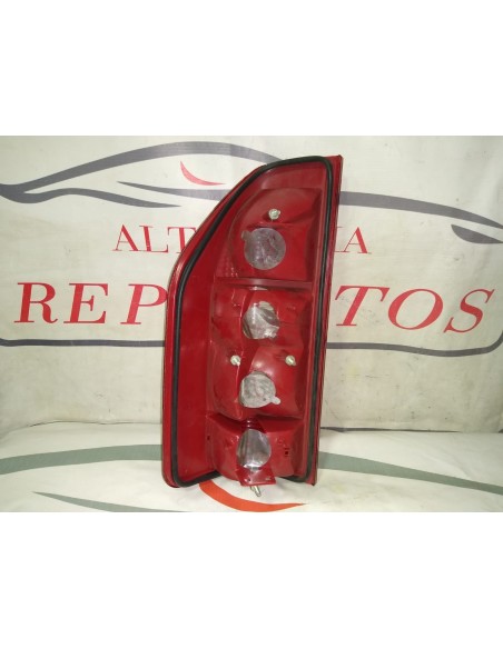 FOCO  TRASERO DERECHO MERCEDES BENZ SPRINTER 2003 - 2009